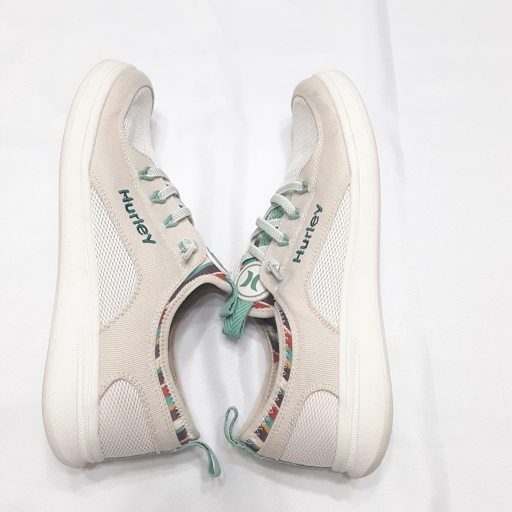 Hurley Lightweight Women's Off White and Mint Green Casual Slip On Shoes size 9 - Picture 3 of 12